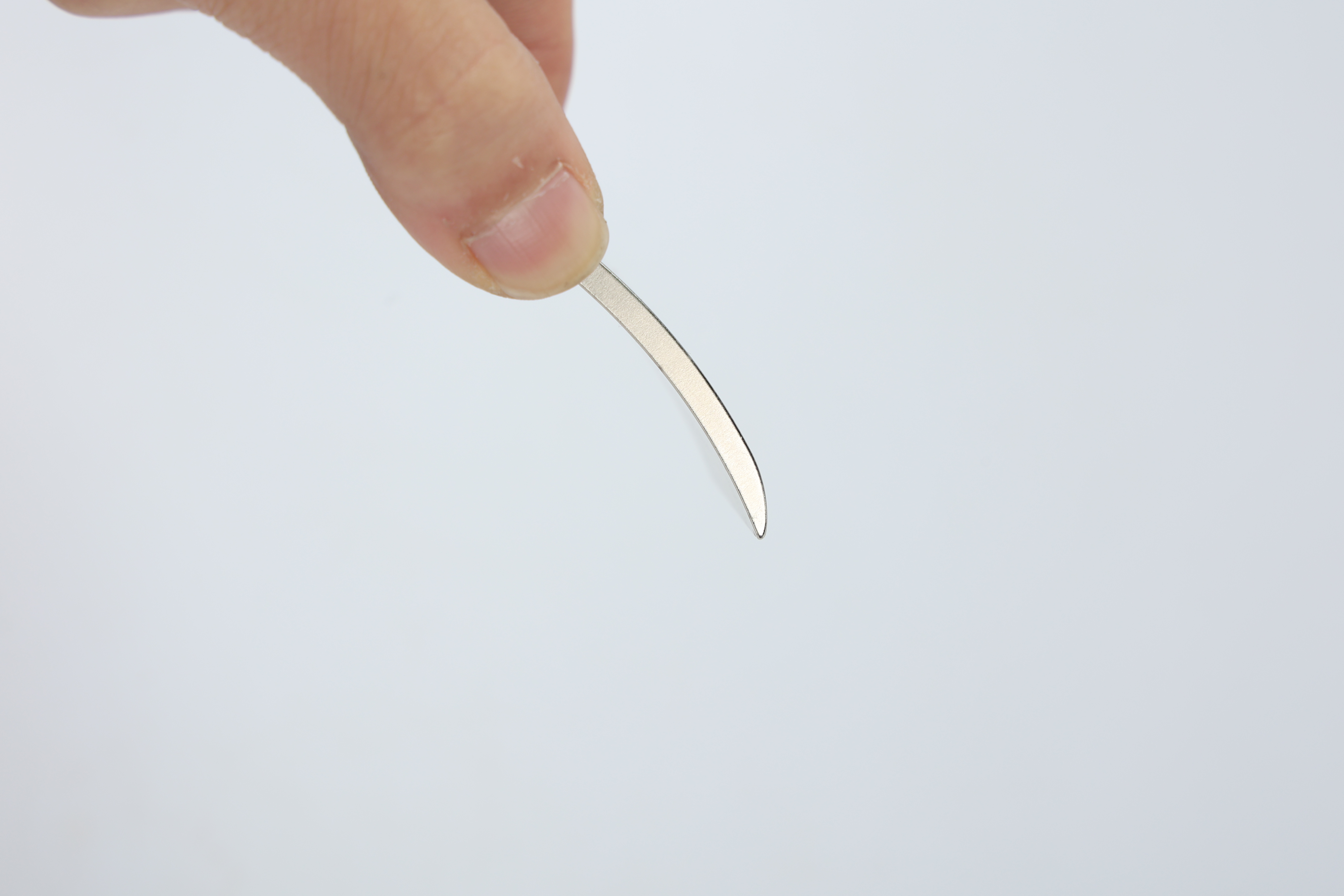 DMAGG02 N38SH High-Temperature Arc Neodymium Magnet | Nickel-Plated Rare-Earth Permanent Magnet